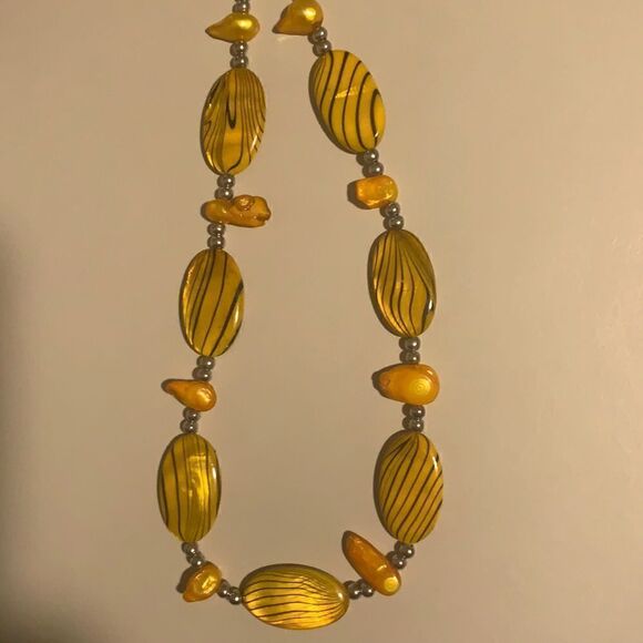 Necklace with Bright Yellow and Black Flat Stones - Picture 1 of 5